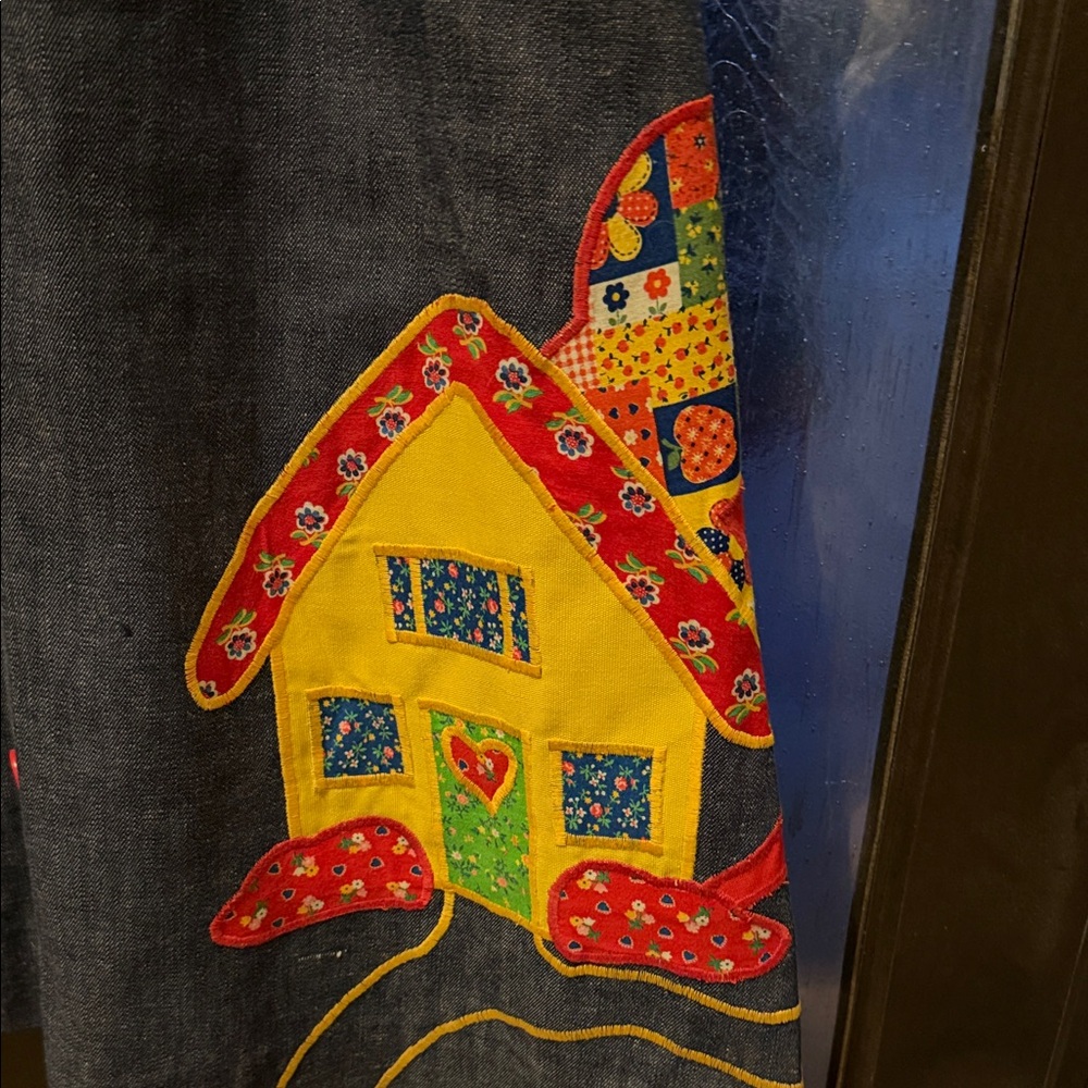 Charming Denim Skirt with Colorful Appliqué Design 28” Waist - Picture 2 of 5